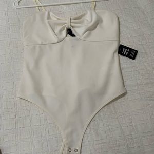 NWT Express women thong bodysuit size Small color ivory